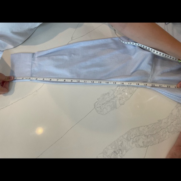 David Donahue button down size 15.5 32-32 like new condition - Picture 4 of 6